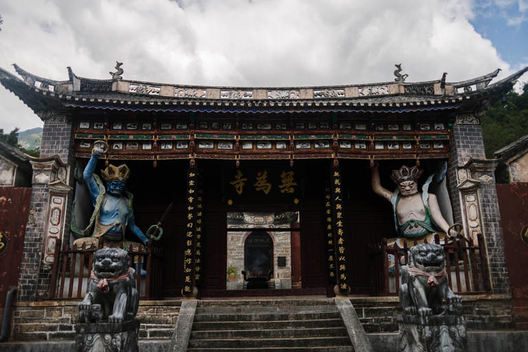 到云南游玩，去过这9个绝美古寺再离开吧！风情多样，景色纯粹，各个都好玩！