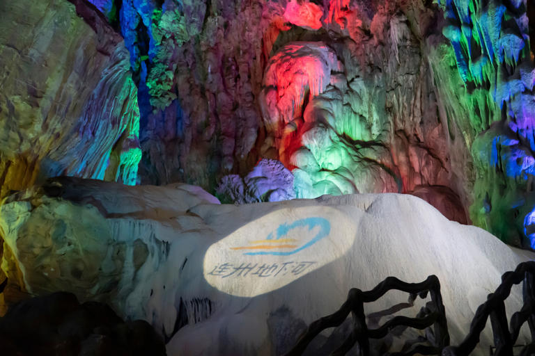 广东旅游最值得去的10大景点，玩遍广东，这些地方不可不去！收好去玩~