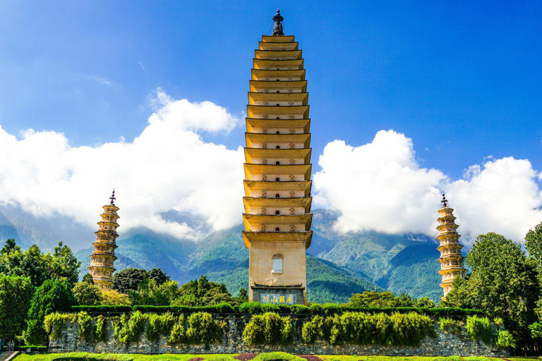 到云南游玩，去过这9个绝美古寺再离开吧！风情多样，景色纯粹，各个都好玩！